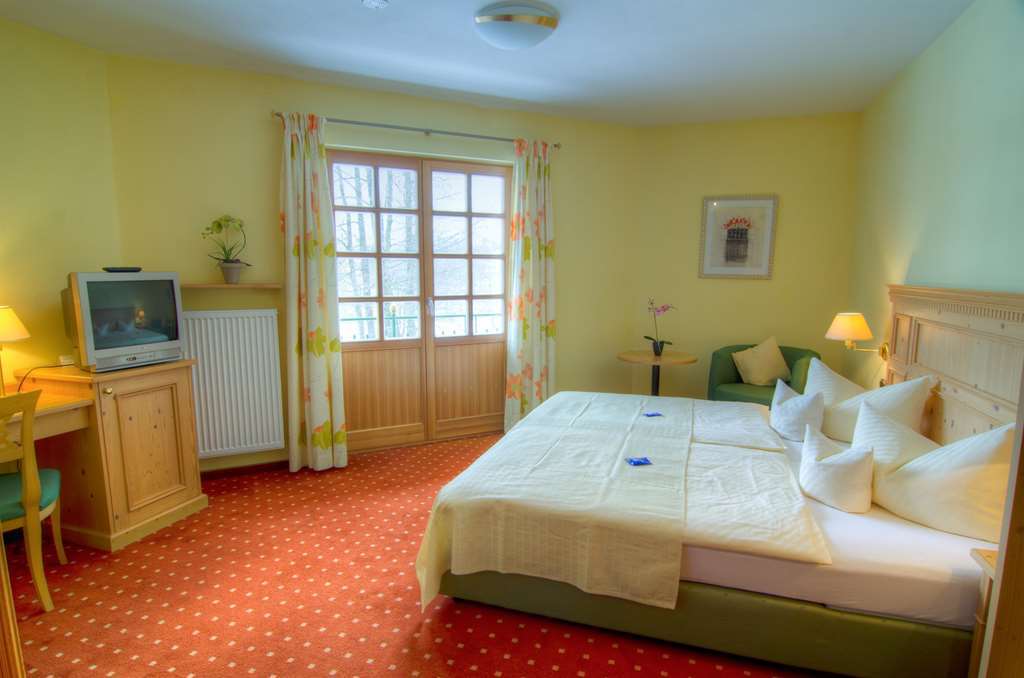 Hotel Oberwirt Obing Екстер'єр фото