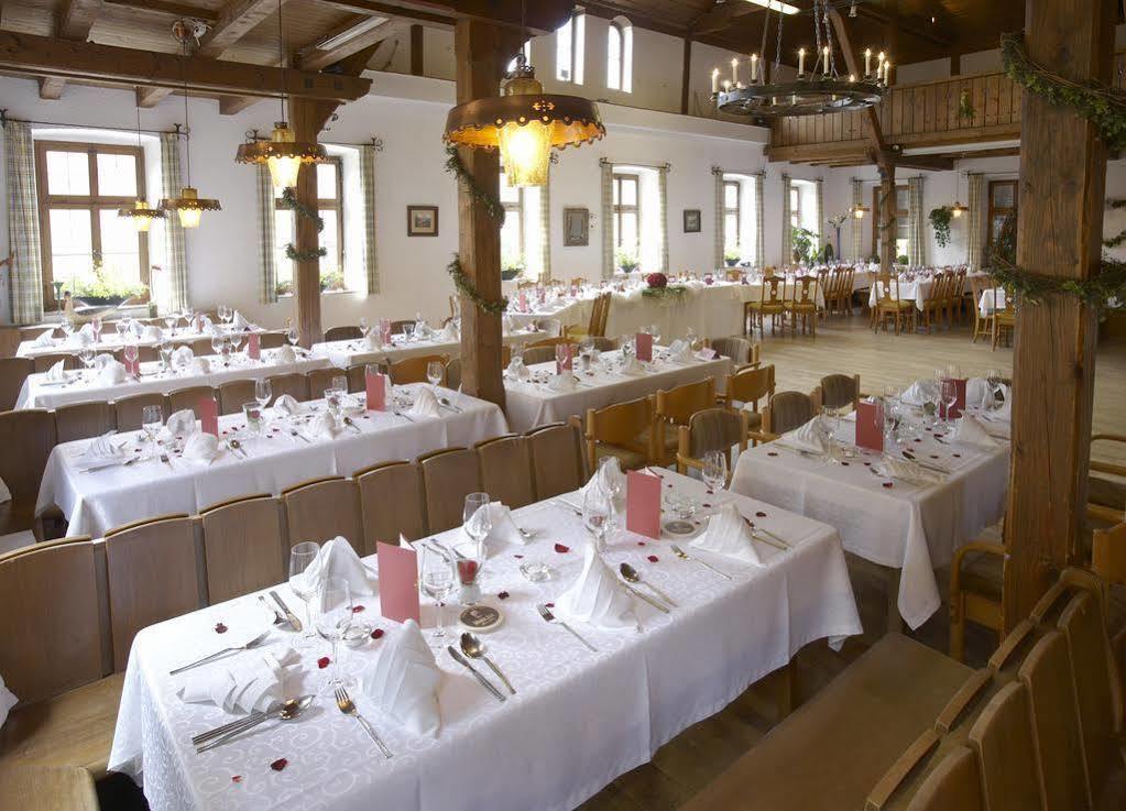 Hotel Oberwirt Obing Екстер'єр фото
